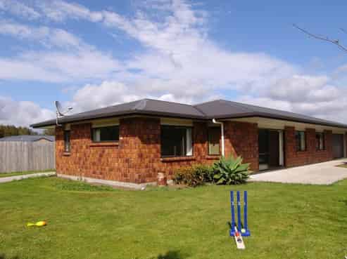 24B Argyle Street, Waipu