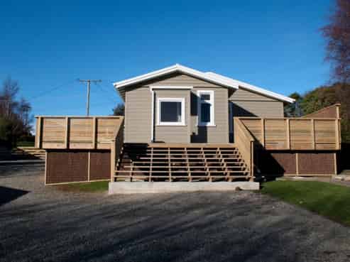 24 Main Road, Maheno