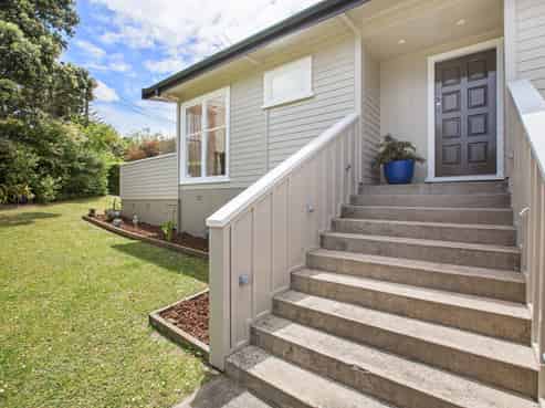 34 Laburnum Road, New Windsor