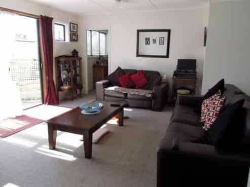 10 Collins Street, Waipawa