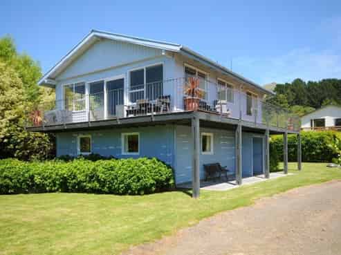 816 Wainui Main Road, Wainui