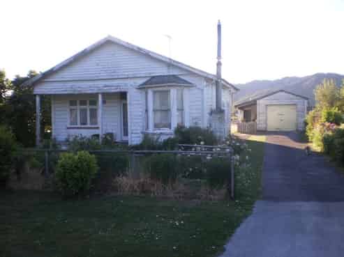 44 Crampton Road, Reefton