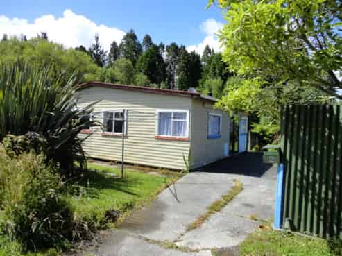 6 Mcleans Pit Road, Coal Creek