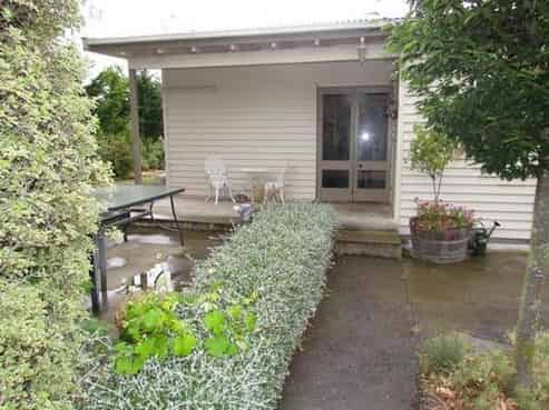 16 Winslow Westerfield Road, Winslow