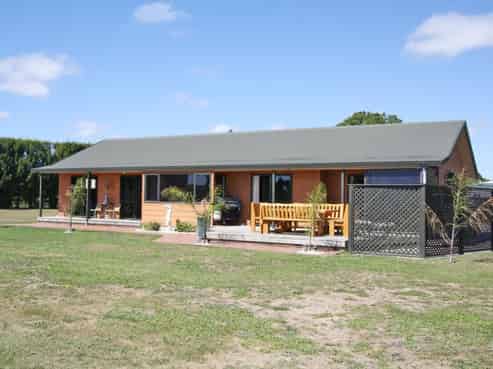 11 Waipatu Settlement Road, Karamu