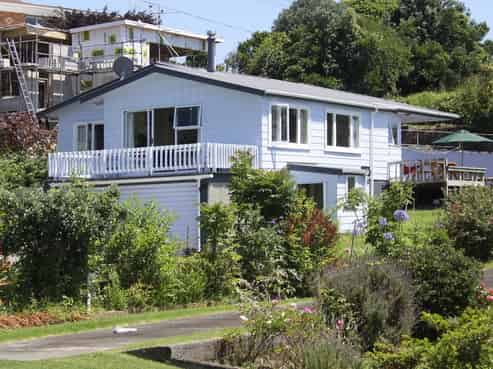 43 The Crescent, Waihi Beach