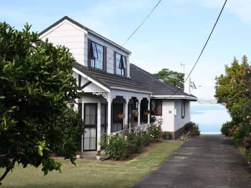 18 Attwood Street, Tamaterau