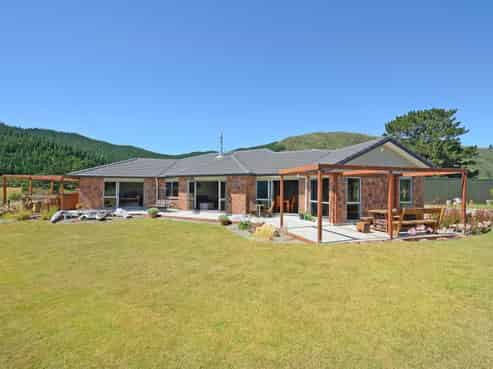 84 Gilbert Road, Pakuratahi