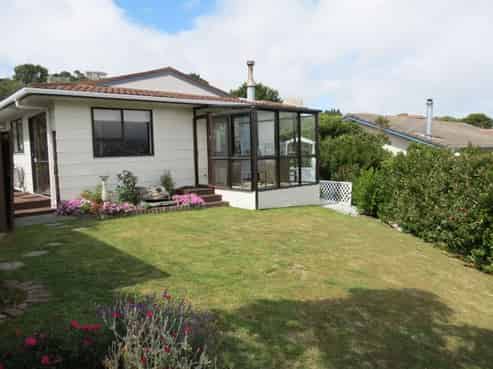 14 Tortola Crescent, Grenada Village