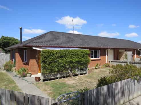 10C Seddon Street, Carterton