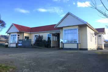 Grand Old Lady: Mansion Built 1913