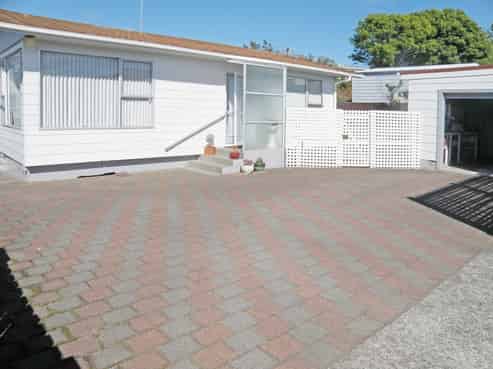 2/47 South Road, Blagdon