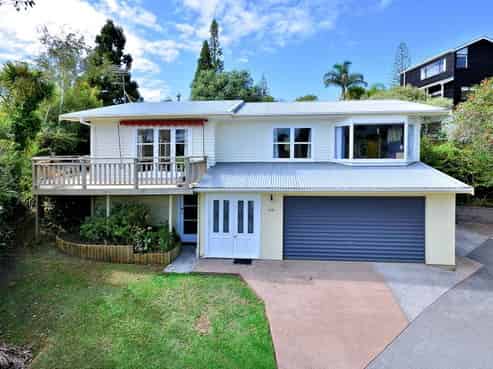 48 Newhaven Terrace, Mairangi Bay