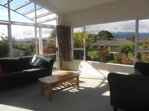 9 Claremont Rise, Levin