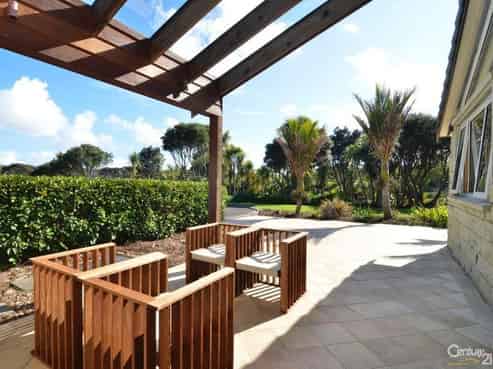 51 Donohue Road, South Head