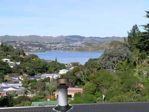 73B Airlie Road, Plimmerton