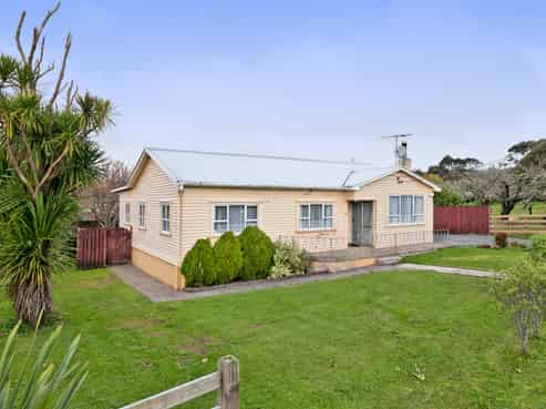 84 Shaw Road, Oratia