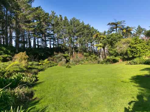 15 Linda Street, Oakura