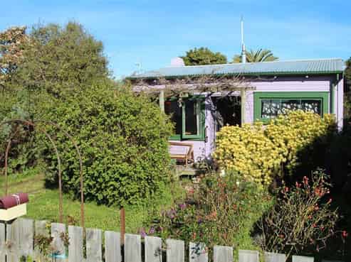 5 Grove Road, Haumoana