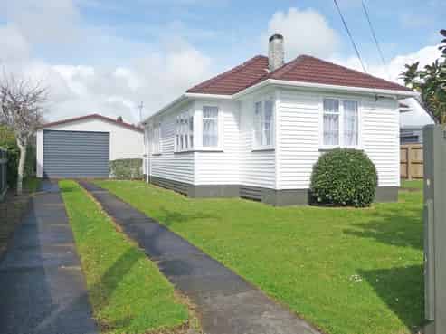 24 Upjohn Street, Brooklands