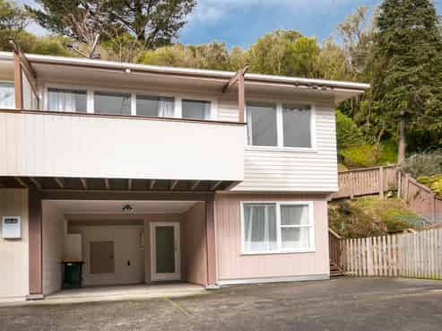 128A Middleton Road, Churton Park