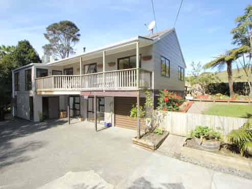 19 Napuka Road, Henderson Valley