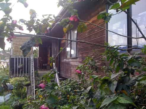 32 Ocean Road, Surfdale