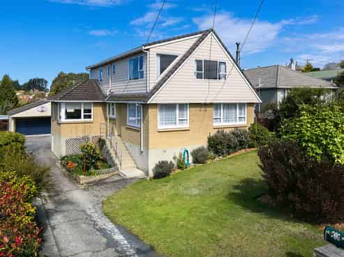 162 Mulford Street, Concord