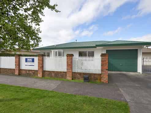 3/119 Botanical Road, Takaro