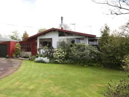 1274 Egmont Road, Egmont Village