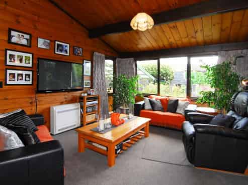 2 Kathleen Street, Parkvale