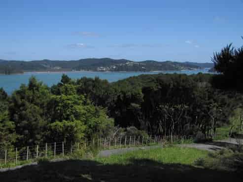 206 Aucks Road, Russell