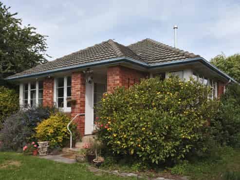 24 Westcott Street, Dallington