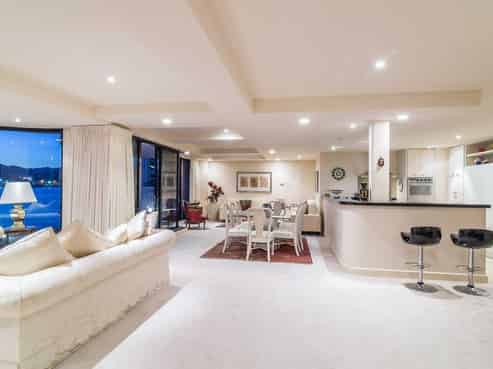 Apt 1/310 Oriental Parade, Oriental Bay