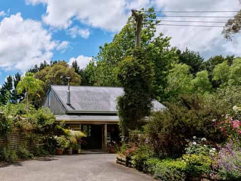 324 Trig Road, Whitford