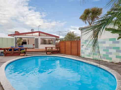 117 Methuen Road, New Windsor