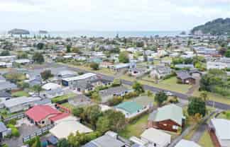 105 Papanui Road, Whangamata