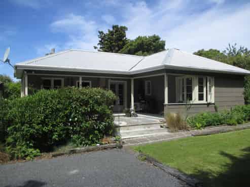 31 Ocean Grove, Owaka