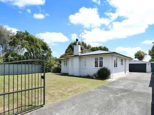 9 Ronberg Street, Highbury