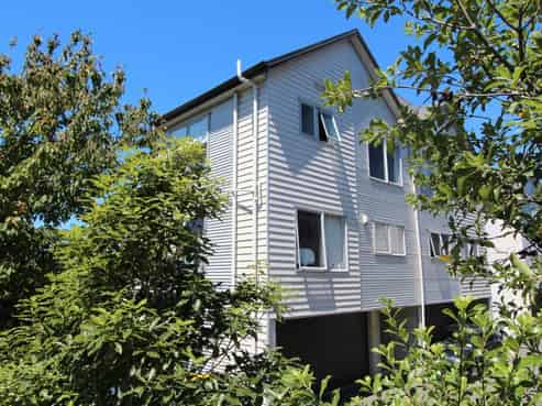 5/443 Hereford Street, Linwood