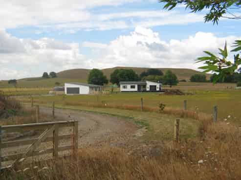 50 Montana Road, Mangatangi