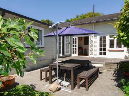 517 Cornwall Road, Mahora