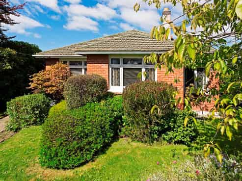 55 Hawthorn Avenue, Mornington