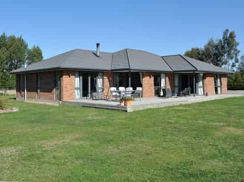 962 Two Chain Road, Swannanoa