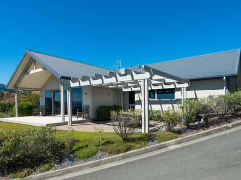 92 Panorama Drive, Enner Glynn