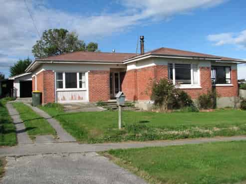 3 Cargill Street, Owaka