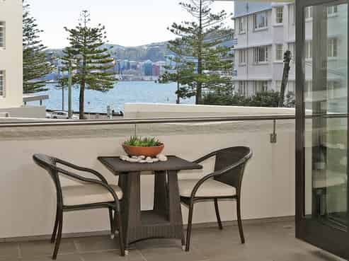 1/6 Grass Street, Oriental Bay