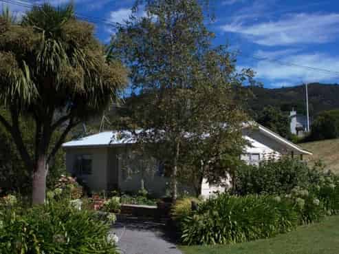 12 Revans Street, Featherston