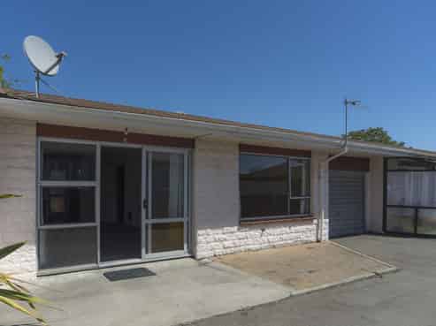 2/196 Annesbrook Drive, Wakatu