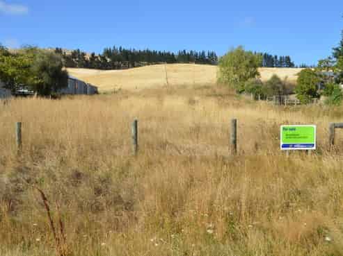 21 Oxford Street, Waikari